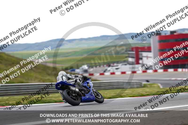 cadwell no limits trackday;cadwell park;cadwell park photographs;cadwell trackday photographs;enduro digital images;event digital images;eventdigitalimages;navarra;no limits trackdays;peter wileman photography;racing digital images;trackday digital images;trackday photos